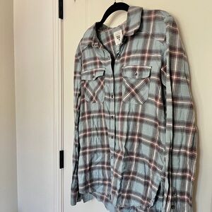 Billabong 100% cotton Plaid button down Shirt